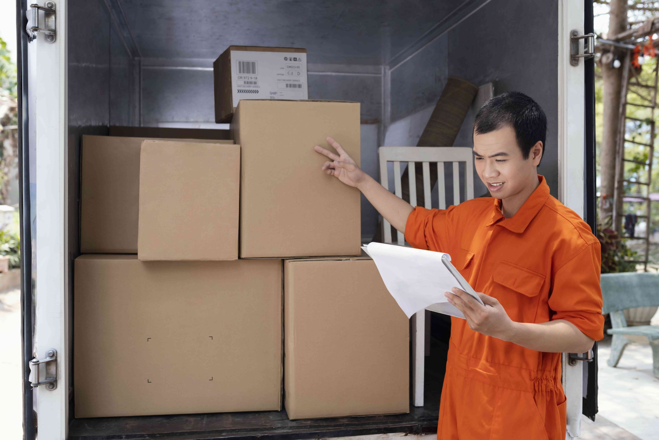 kirim paket ke luar negeri paling cepat